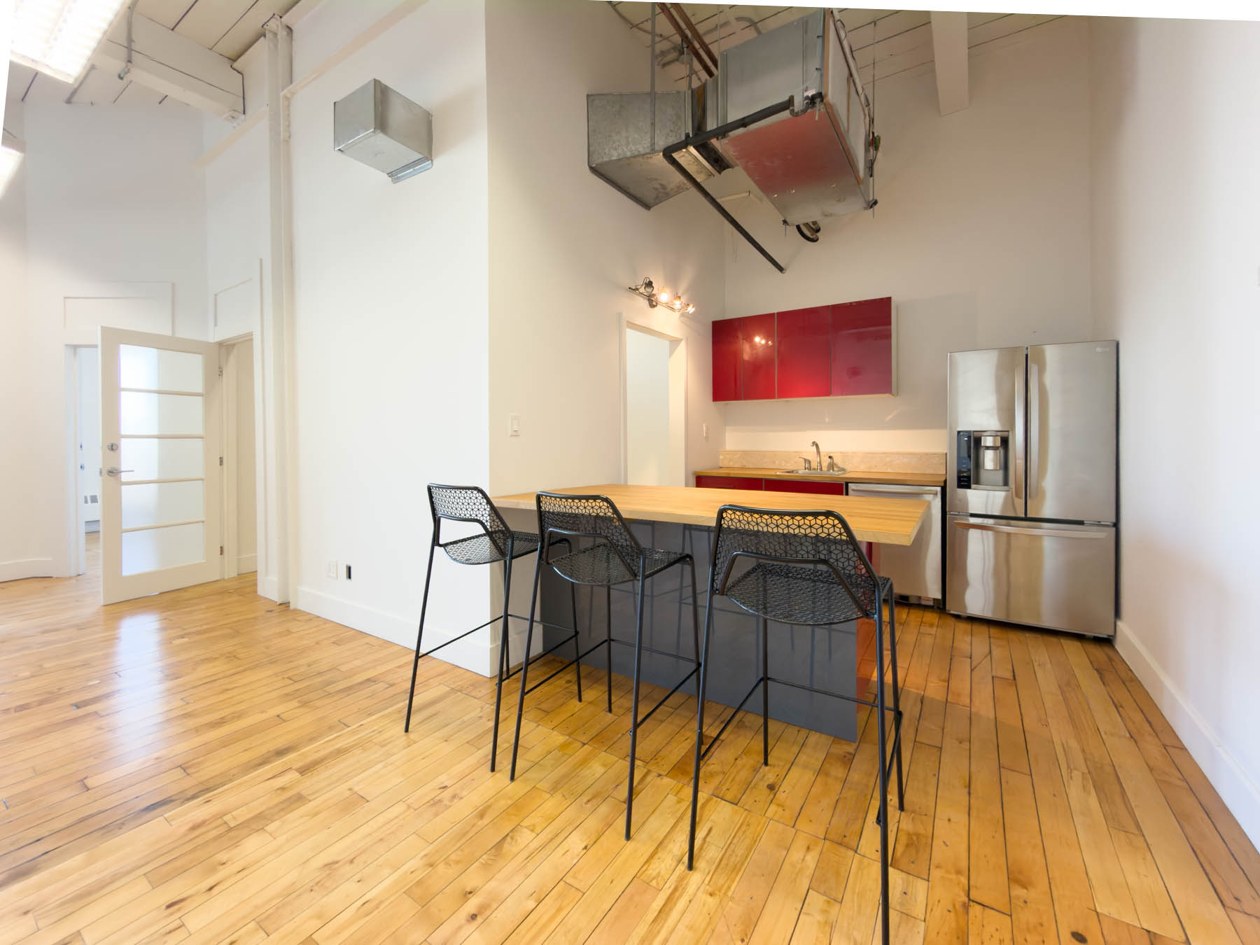 Unit 101A interior, photo 3