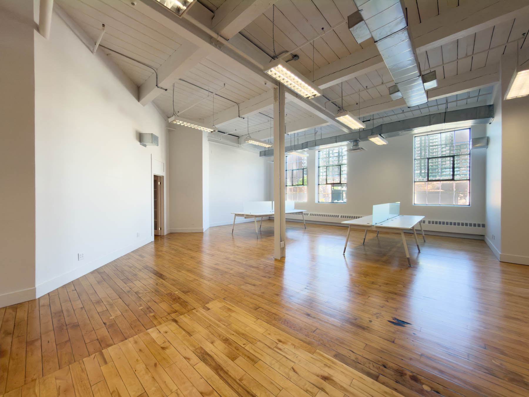 Unit 101A interior, photo 4